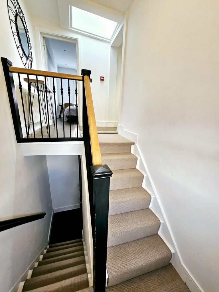 Beautiful 1 Bedroom Apartment in Westminster