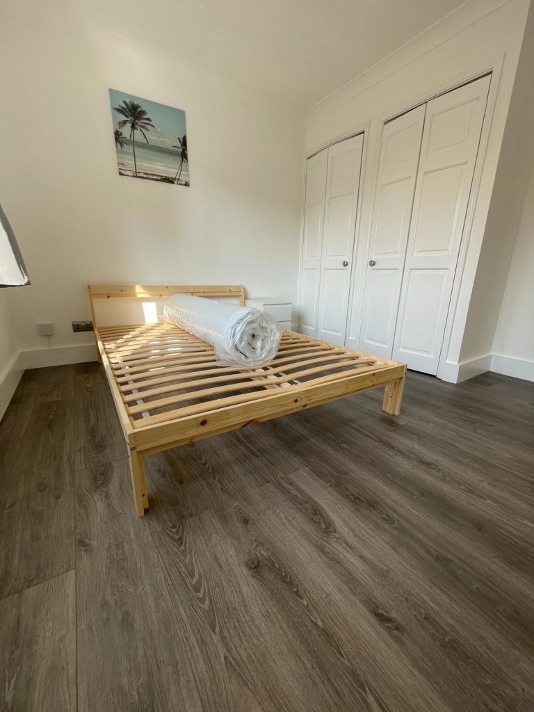 Nice and Newly Refurbished 2 Bedroom Flat in Edgware