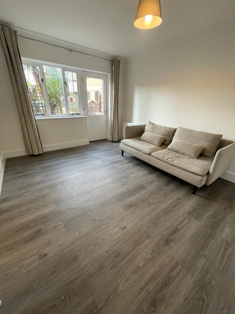 Nice and Newly Refurbished 2 Bedroom Flat in Edgware